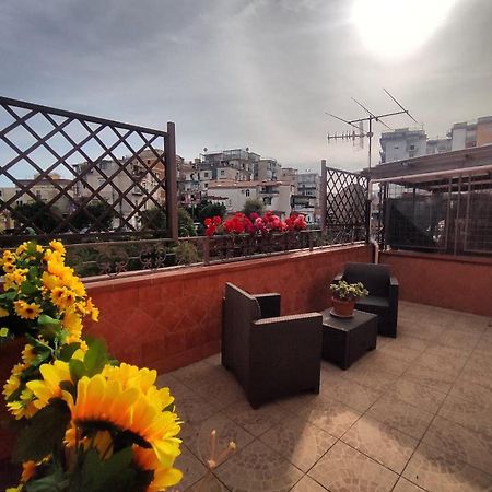 Appartement “Donna Carmela” à Naples Extérieur photo
