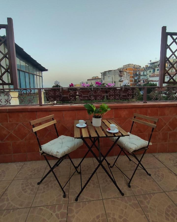 Appartement “Donna Carmela” à Naples Extérieur photo